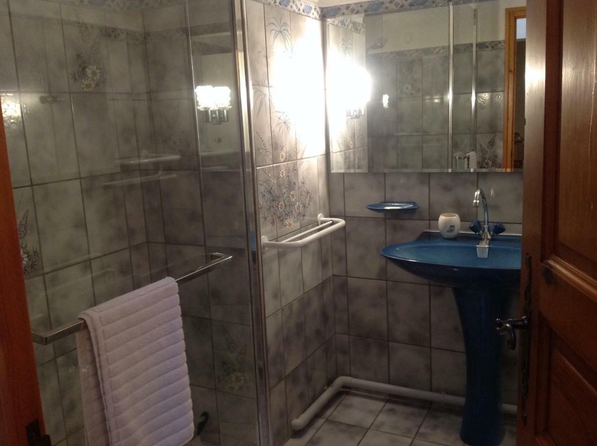 Bed and Breakfast Au Mas Des Graviers Salavas Zewnętrze zdjęcie